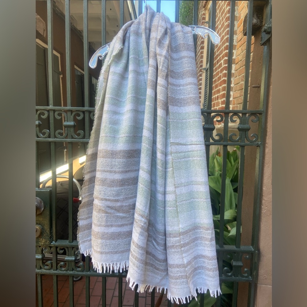 Crémieux Luxury scarf shawl made in Italy. 32”x 72”